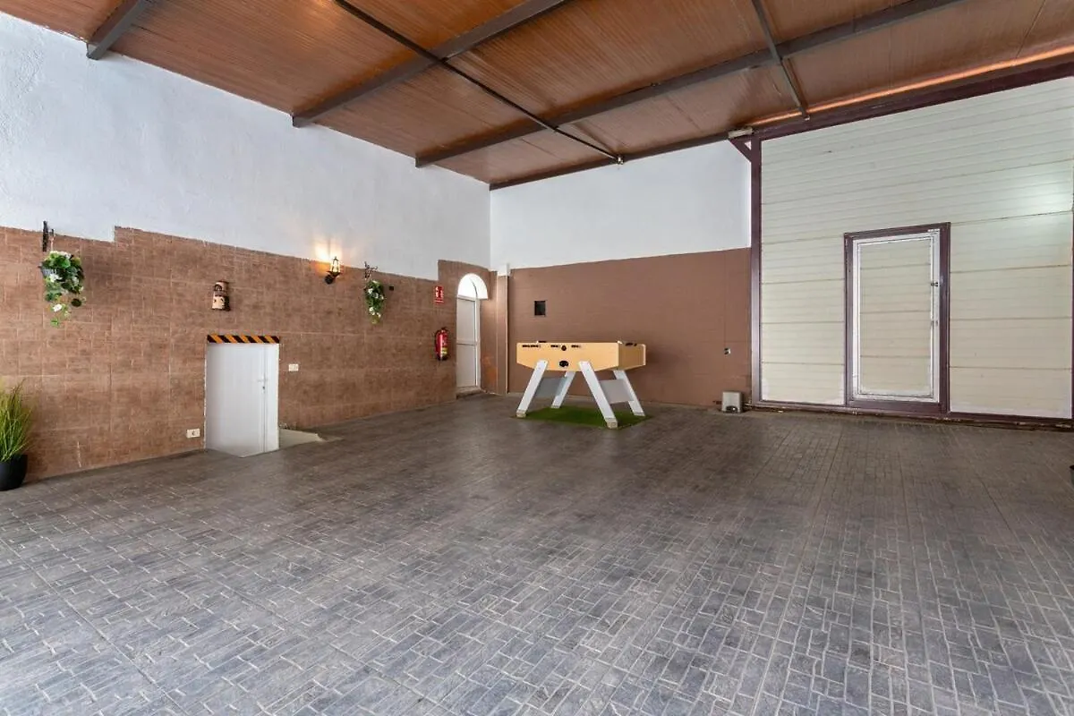 بيت للعطل فيلا Casa Haroldo كانديلاريا