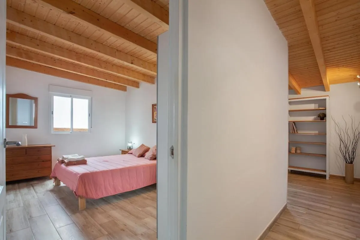 بيت للعطل فيلا Casa Haroldo كانديلاريا إسبانيا